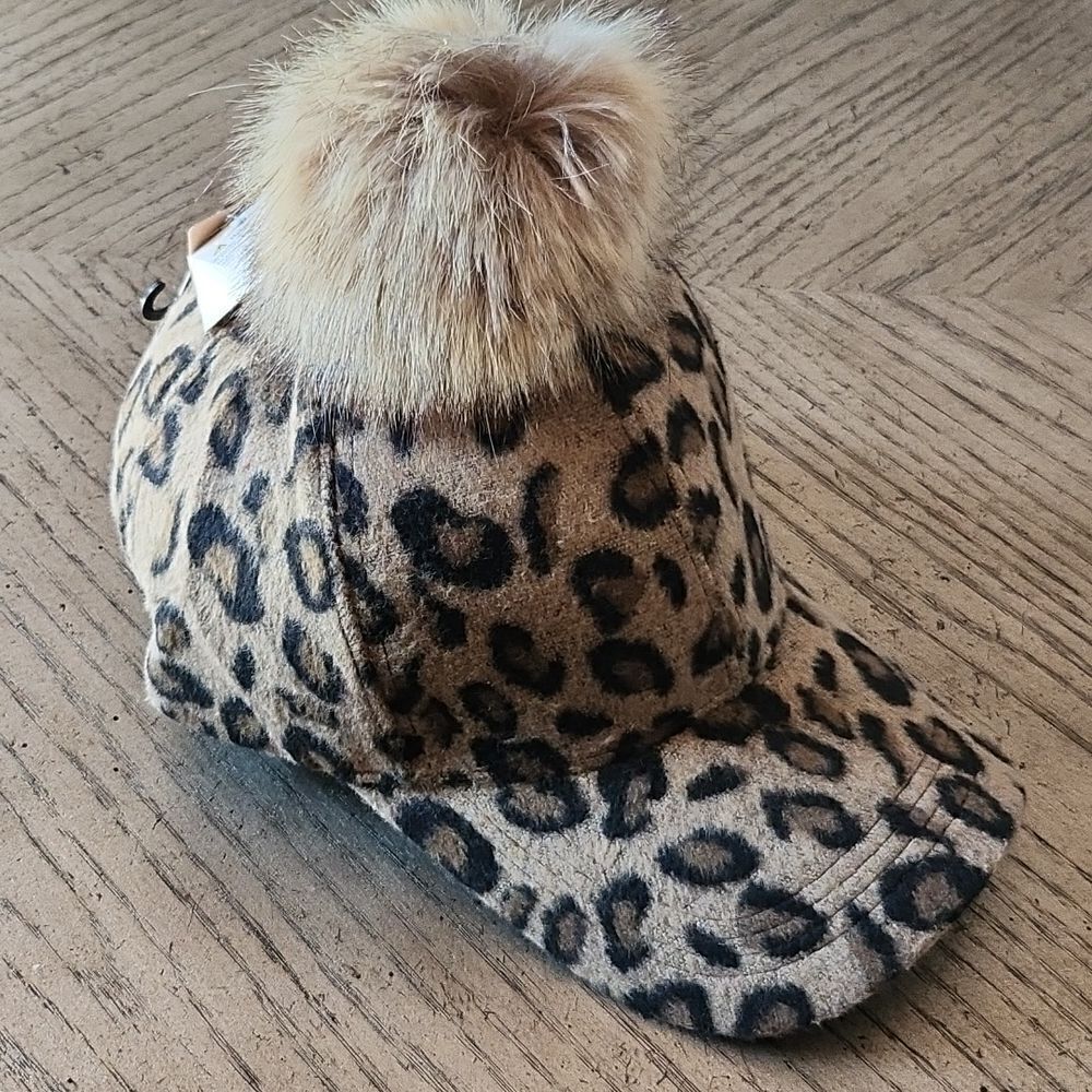 Leopard print hat with pom pom NWT